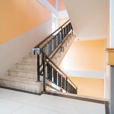 Reddoorz Plus Near Uin Banjarmasin Sungai Lutus Exterior photo