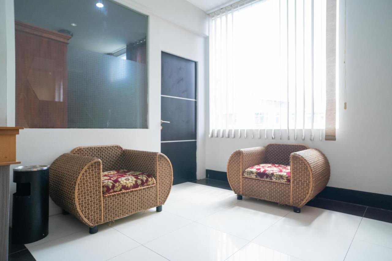Reddoorz Plus Near Uin Banjarmasin Sungai Lutus Exterior photo