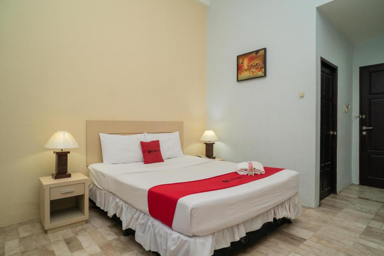 Reddoorz Plus Near Uin Banjarmasin Sungai Lutus Exterior photo