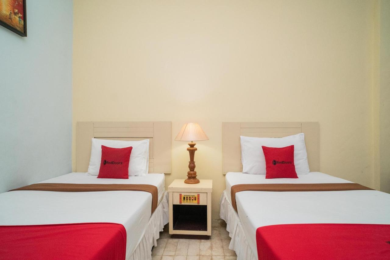 Reddoorz Plus Near Uin Banjarmasin Sungai Lutus Exterior photo