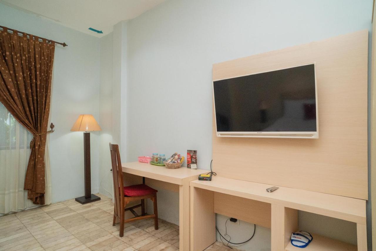 Reddoorz Plus Near Uin Banjarmasin Sungai Lutus Exterior photo