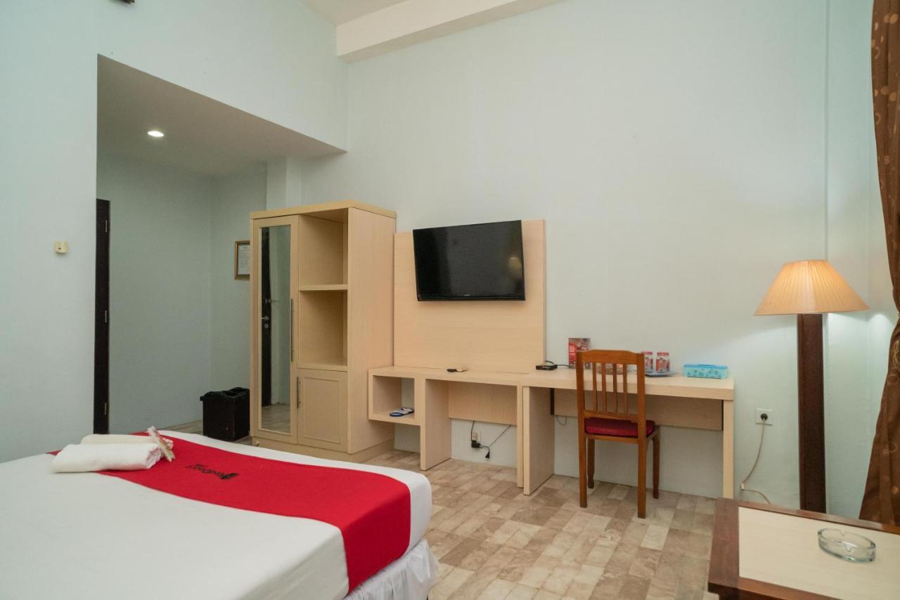 Reddoorz Plus Near Uin Banjarmasin Sungai Lutus Exterior photo