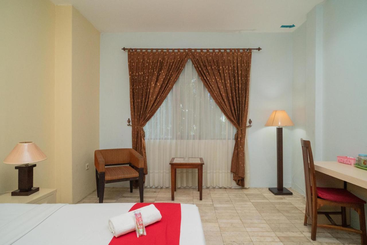 Reddoorz Plus Near Uin Banjarmasin Sungai Lutus Exterior photo