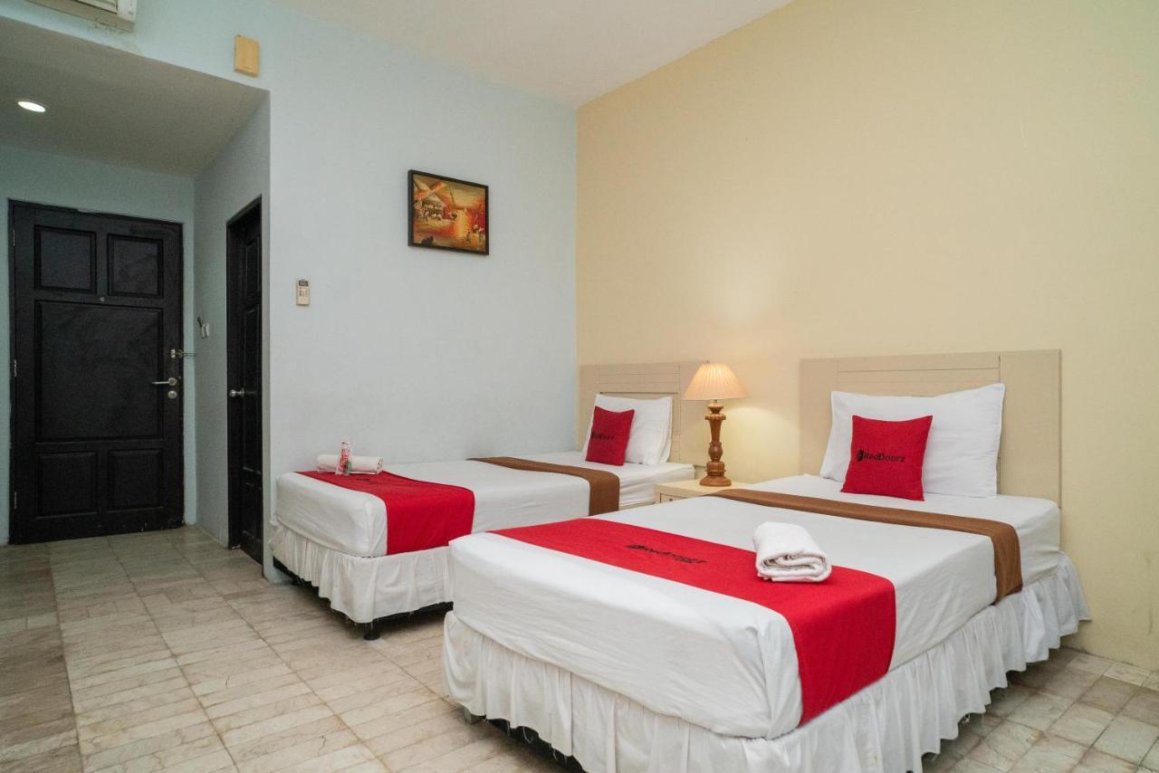 Reddoorz Plus Near Uin Banjarmasin Sungai Lutus Exterior photo