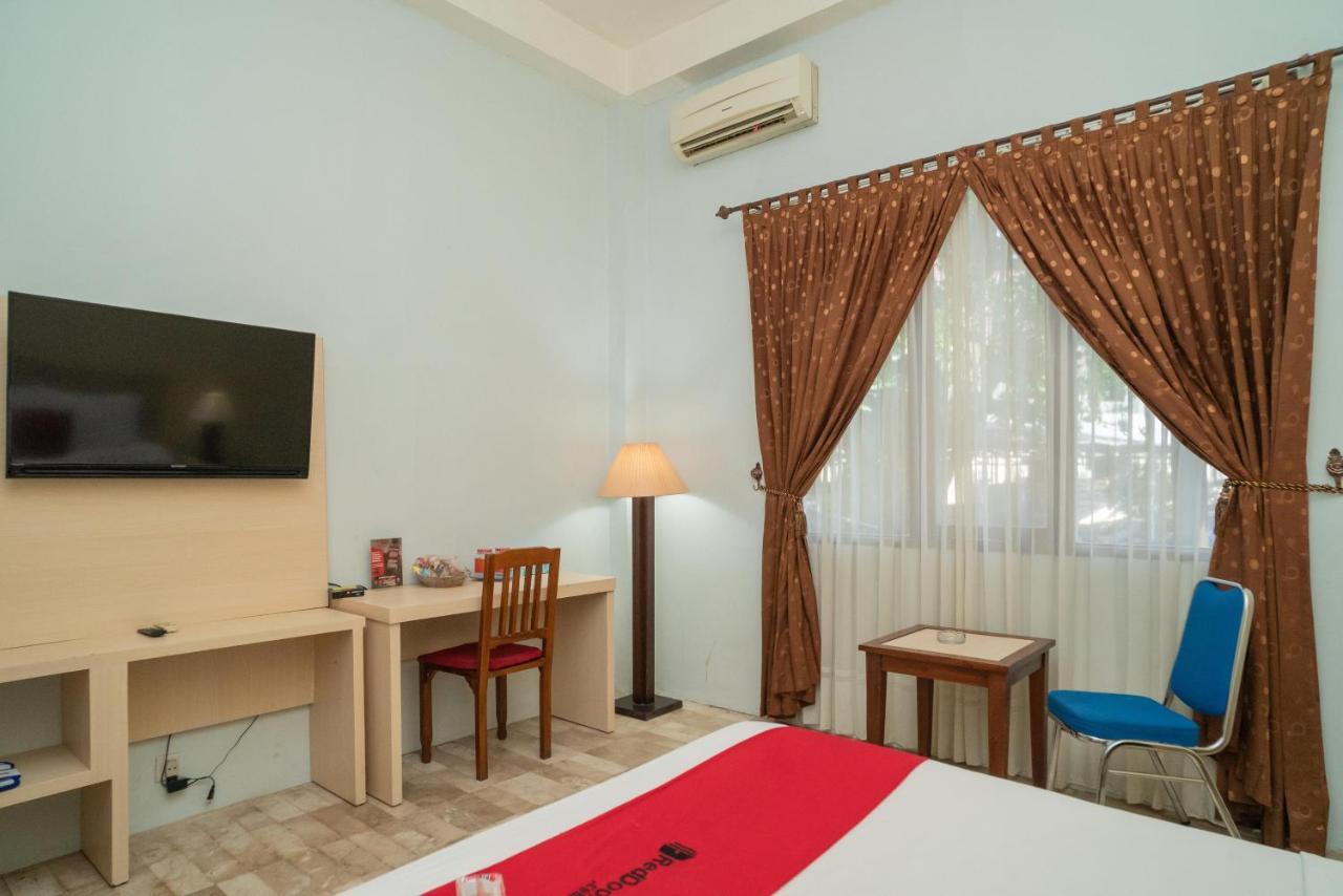 Reddoorz Plus Near Uin Banjarmasin Sungai Lutus Exterior photo